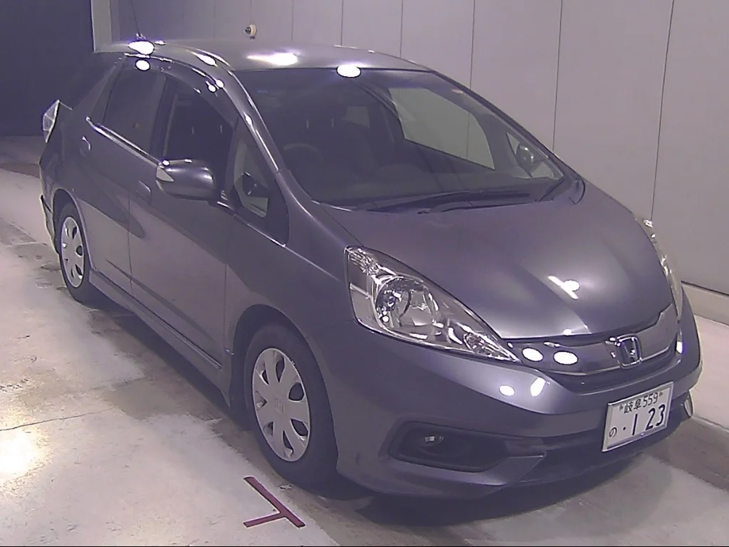 Honda Fit Shuttle GG7 2014